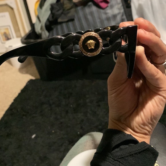 Versace women’s sunglasses black with gold hardware - Picture 6 of 12